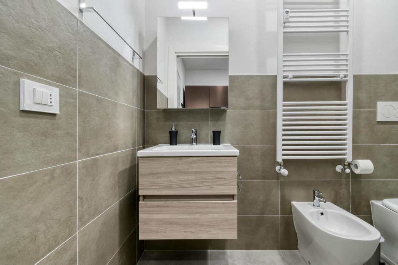 Guest House Ugo Lenzi Μπολόνια Εξωτερικό φωτογραφία